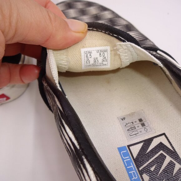 Vans Black White Optical Illusion UltraCush Slip-On Shoes Mens 6.5 Womens 8 - Picture 7 of 8